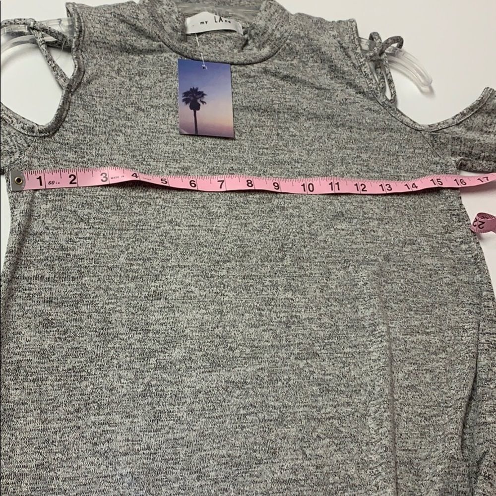 My LAnd Strappy Cold Shoulder Long Top Small NWT - Picture 6 of 7